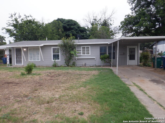 Listing photo id 0 for 234 Charcliff Dr