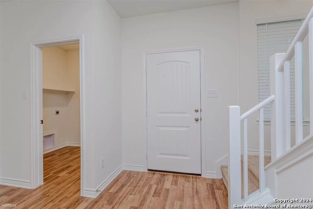 Image 2 of 14 For 245 Blacktail Dr