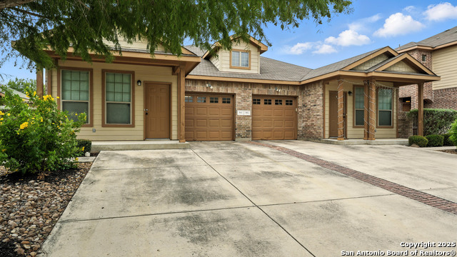 Image 3 of 50 For 557 Creekside