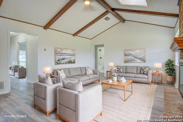 Listing photo id 22 for 502 Moorside Dr