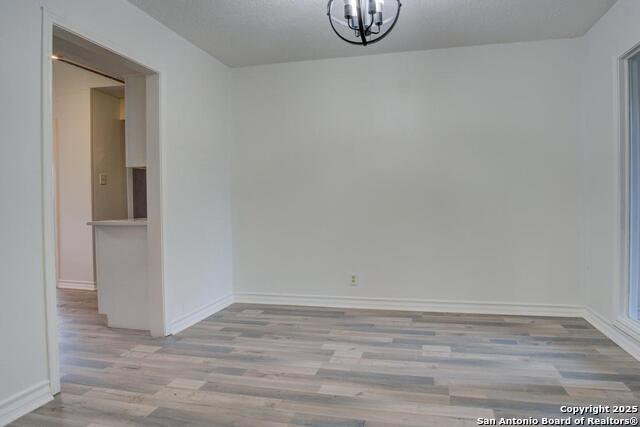 Listing photo id 2 for 502 Moorside Dr