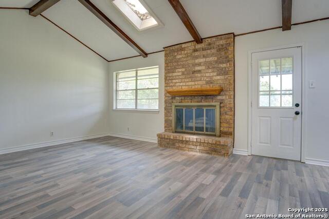 Listing photo id 5 for 502 Moorside Dr