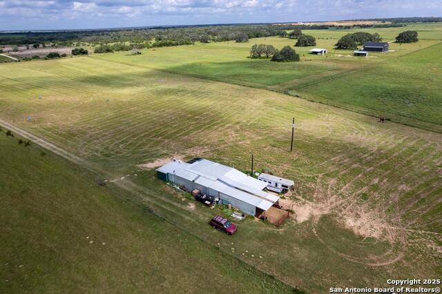 Image 11 of 19 For 3721 Schuettig Rd