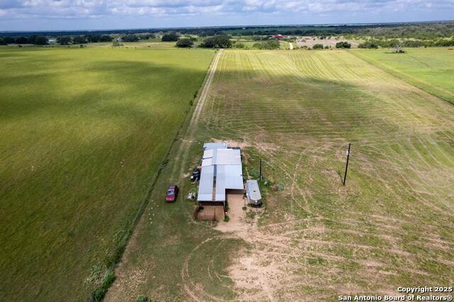 Image 3 of 19 For 3721 Schuettig Rd