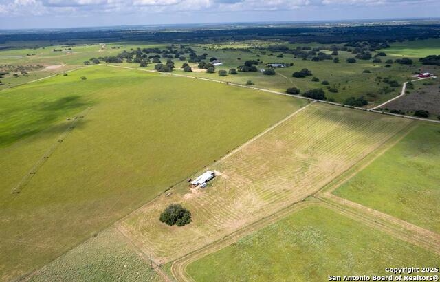 Image 5 of 19 For 3721 Schuettig Rd