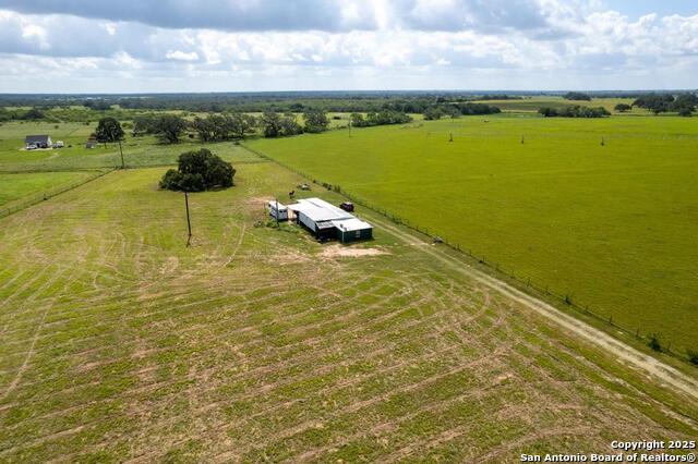 Image 7 of 19 For 3721 Schuettig Rd