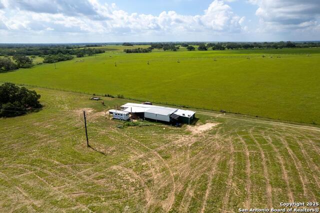 Image 8 of 19 For 3721 Schuettig Rd