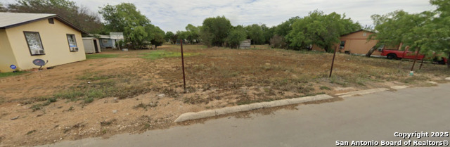 Details for 10 Willow St, Pearsall, TX 78061