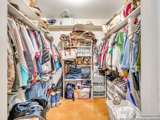 Image 16 of 24 For 1011 Timbercrest