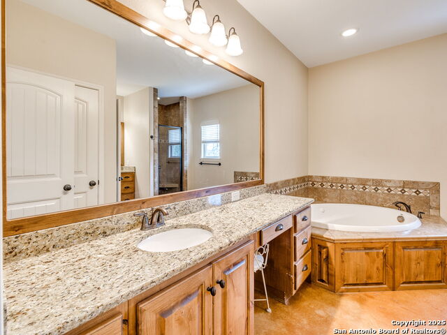 Image 17 of 24 For 1011 Timbercrest