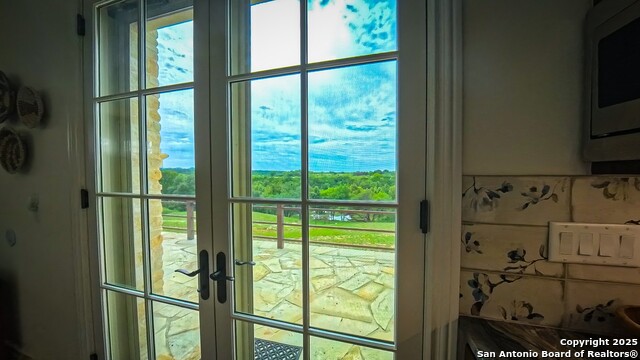 Image 11 of 40 For 925 Martingale Trail