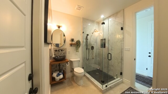 Image 15 of 40 For 925 Martingale Trail