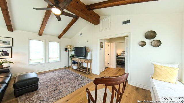 Image 22 of 40 For 925 Martingale Trail