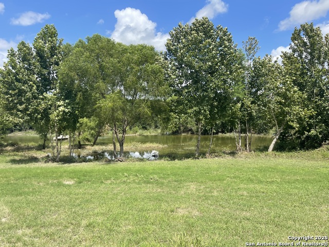 Image 34 of 40 For 925 Martingale Trail