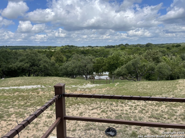 Image 36 of 40 For 925 Martingale Trail