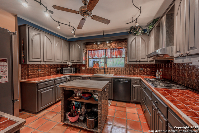Image 31 of 35 For 7802 Timber Top Dr
