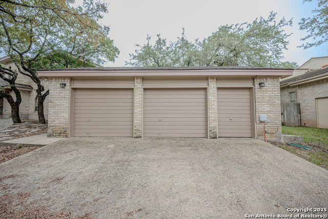 Image 5 of 35 For 7802 Timber Top Dr