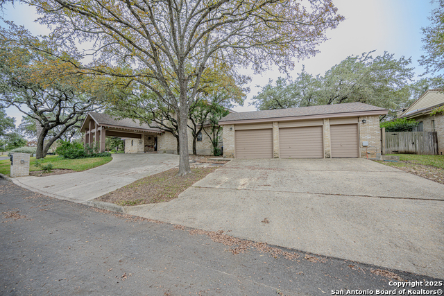 Image 6 of 35 For 7802 Timber Top Dr