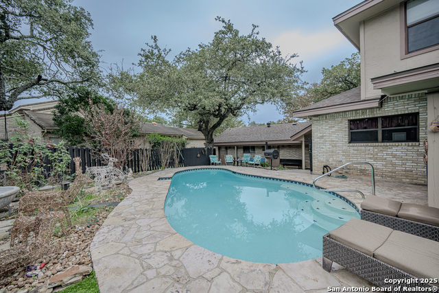 Image 8 of 35 For 7802 Timber Top Dr