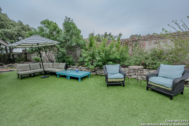 Image 9 of 35 For 7802 Timber Top Dr