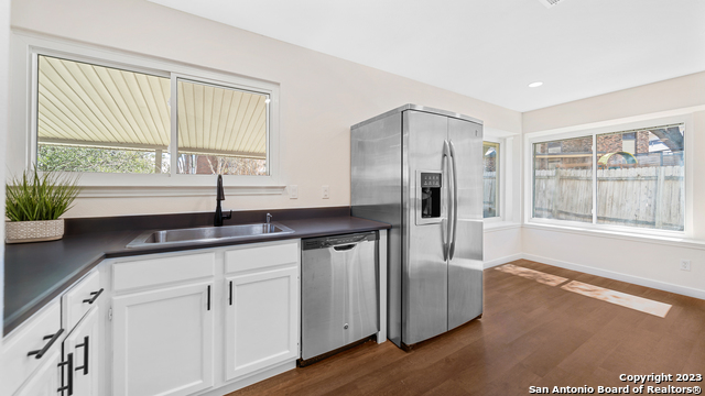 Image 11 of 20 For 1111 Oak Path