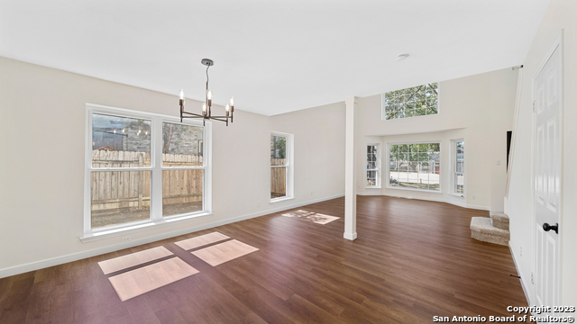 Image 4 of 20 For 1111 Oak Path