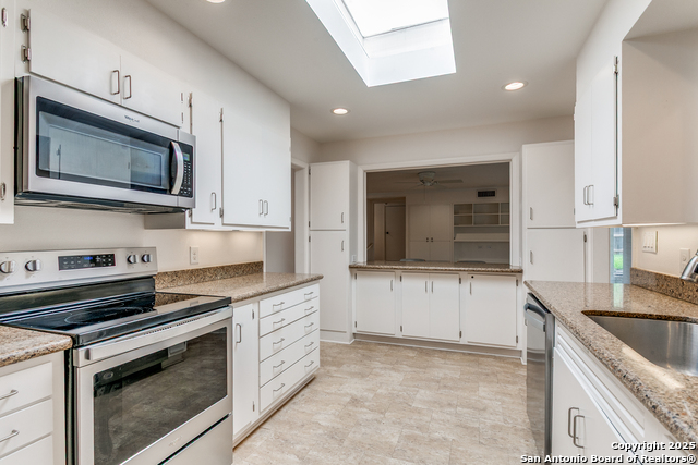 Image 12 of 25 For 251 Brightwood