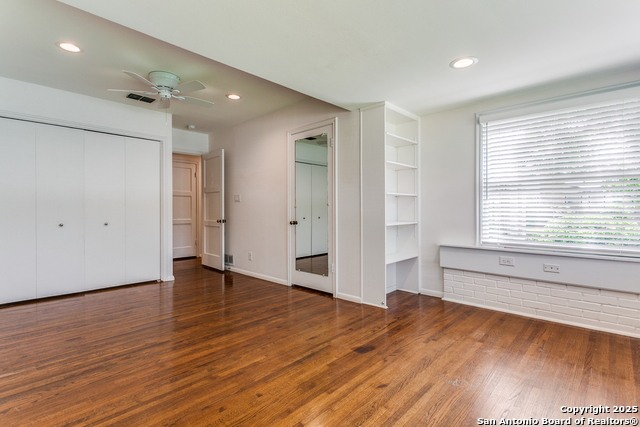 Image 14 of 25 For 251 Brightwood