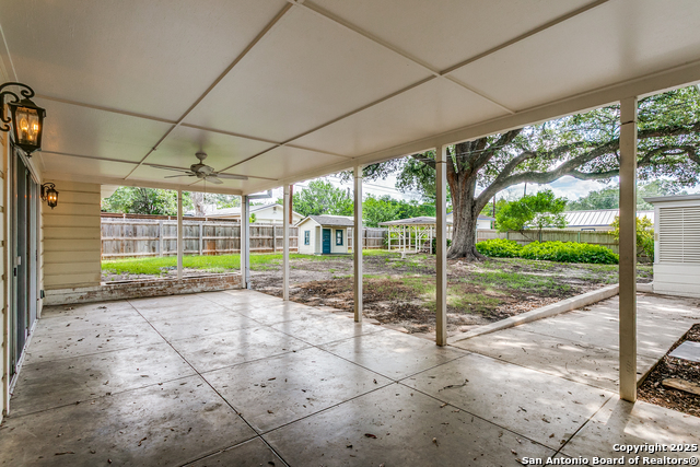Image 21 of 25 For 251 Brightwood