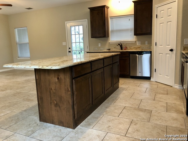 Image 4 of 20 For 1131 Rocky Ridge