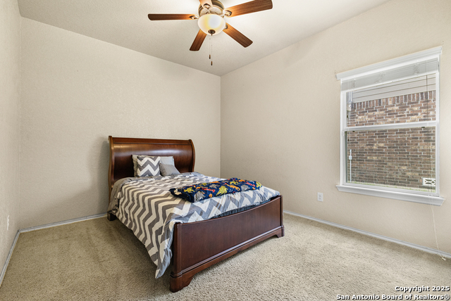 Listing photo id 19 for 8226 Grissom Pass