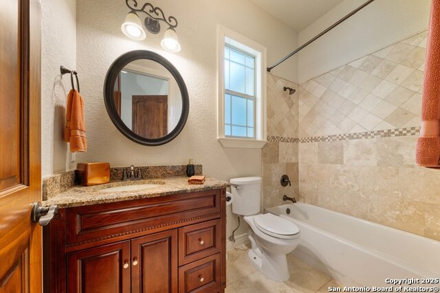 Listing photo id 21 for 213 Chattington