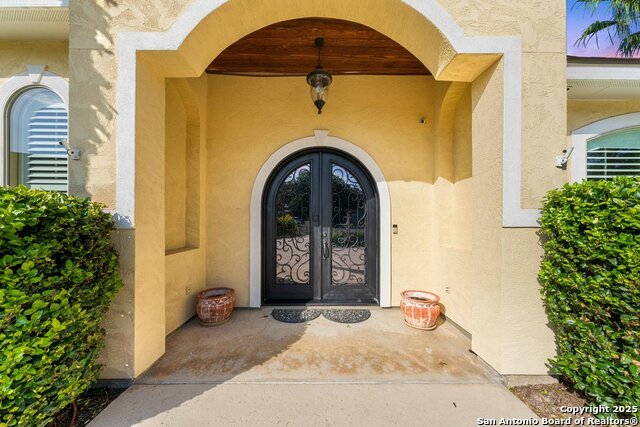 Listing photo id 1 for 213 Chattington