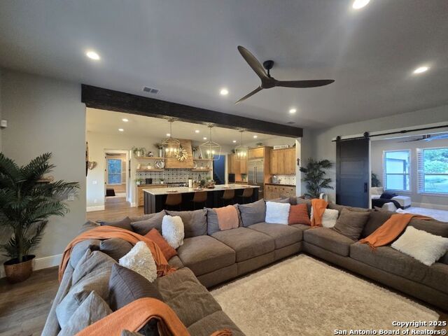 Image 16 of 50 For 656 River Way