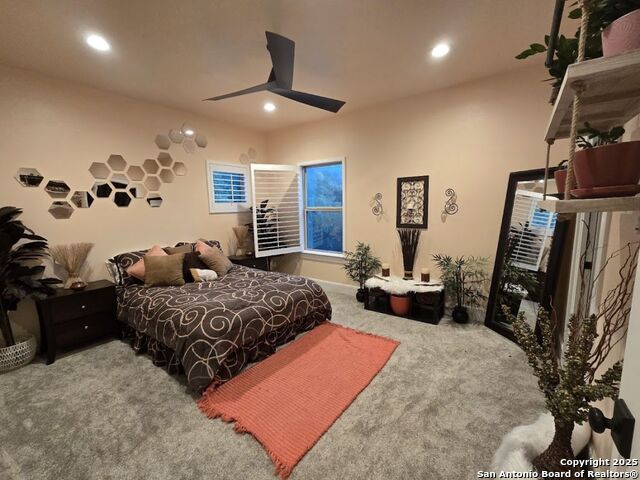 Image 36 of 50 For 656 River Way
