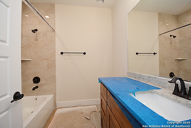 Listing photo id 5 for 197 Bogi