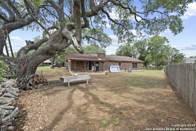 Image 10 of 25 For 311 Indian Pink