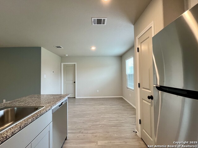 Image 13 of 36 For 10607 De Gonzalo Way
