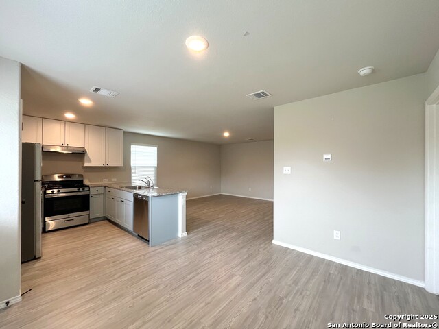 Image 14 of 36 For 10607 De Gonzalo Way