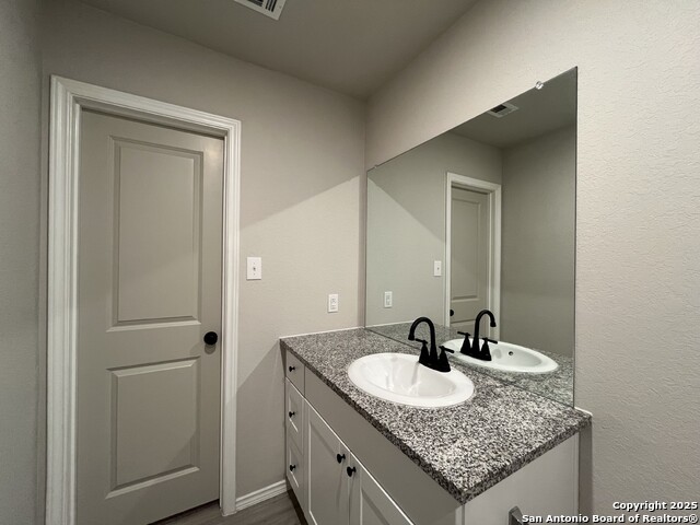 Image 20 of 36 For 10607 De Gonzalo Way