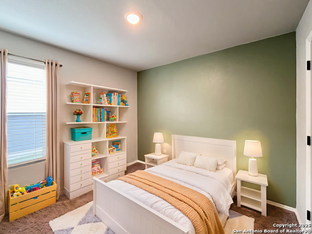 Image 6 of 36 For 10607 De Gonzalo Way