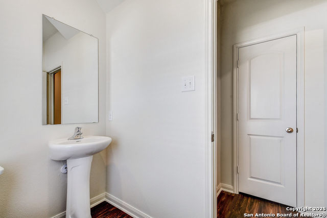 Image 8 of 22 For 15022 Telfaire Meadow