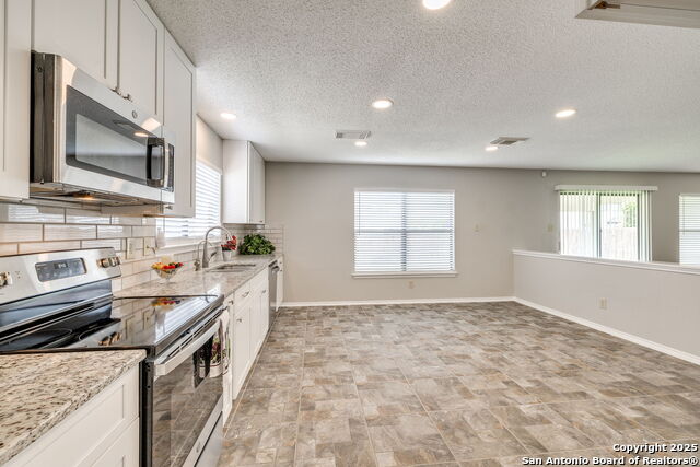 Image 12 of 40 For 8307 Tavern Pt