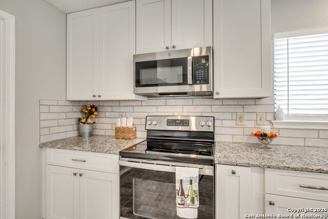 Image 13 of 40 For 8307 Tavern Pt
