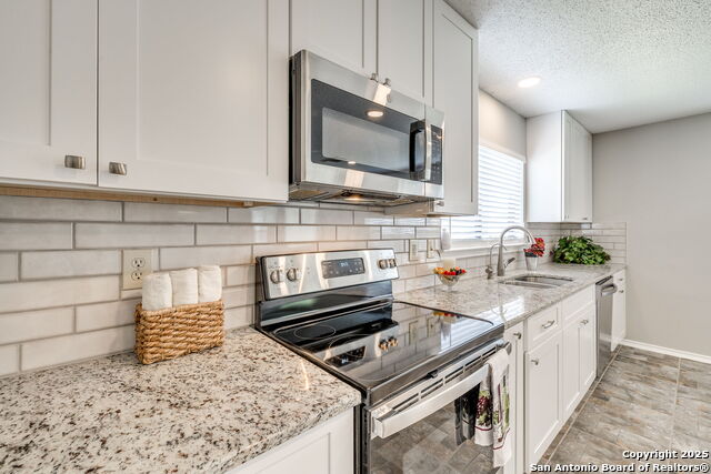 Image 14 of 40 For 8307 Tavern Pt