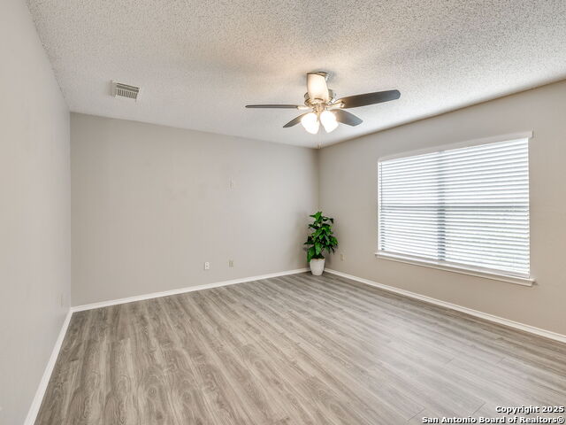 Image 20 of 40 For 8307 Tavern Pt