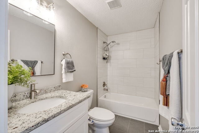Image 34 of 40 For 8307 Tavern Pt