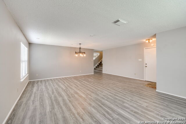 Image 4 of 40 For 8307 Tavern Pt