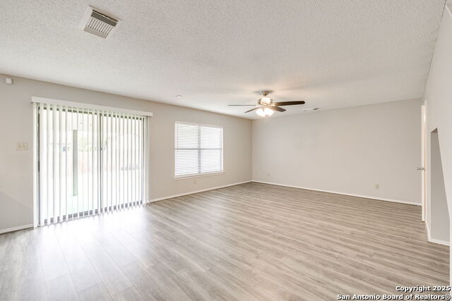 Image 7 of 40 For 8307 Tavern Pt