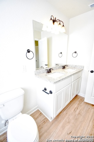 Image 15 of 15 For 10314 Candlewood  102